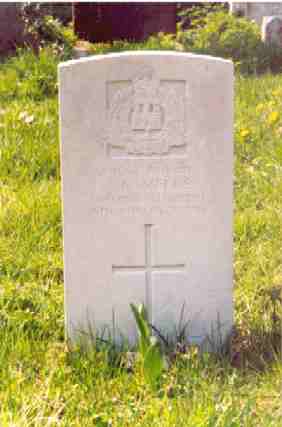 suttonmeeksgrave.jpg - 10911 Bytes